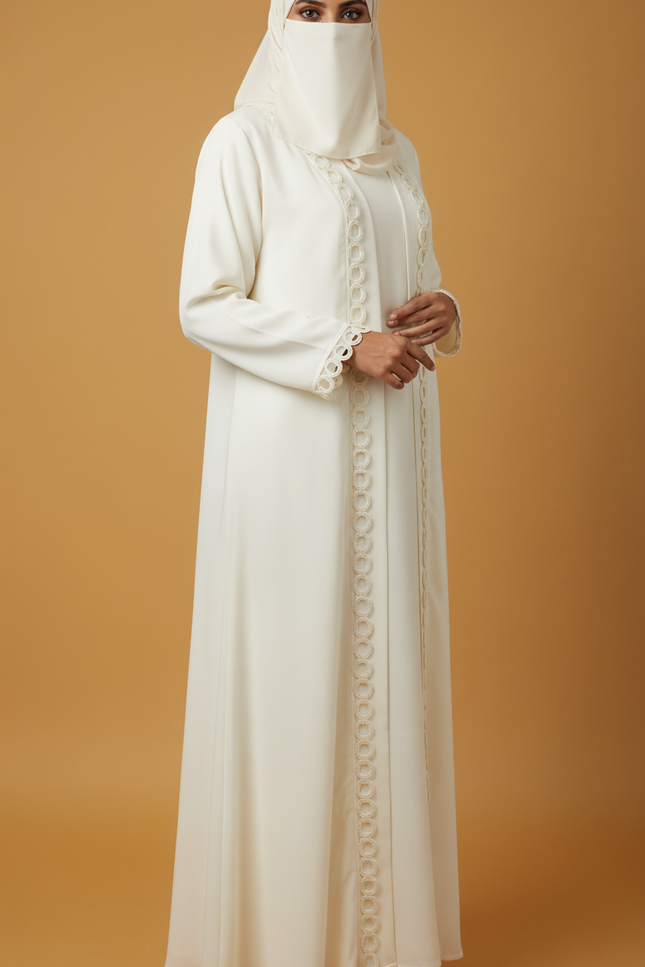Elegant White Jackey Abaya with Ring Pattern Detailing