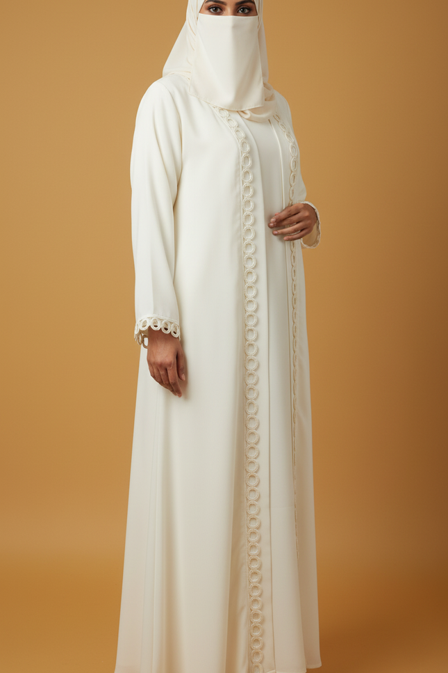 Elegant White Jackey Abaya with Ring Pattern Detailing