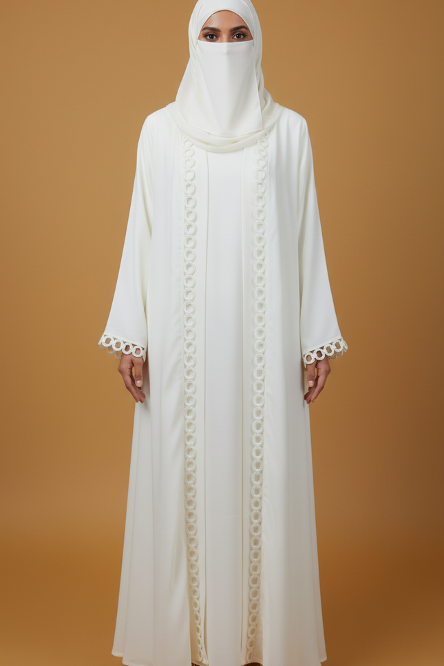 Elegant White Jackey Abaya with Ring Pattern Detailing