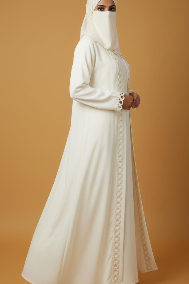 Elegant White Jackey Abaya with Ring Pattern Detailing