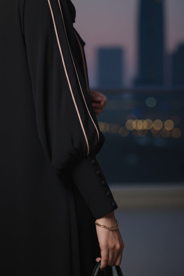 Front‑Slit Sleeve Detail Abaya