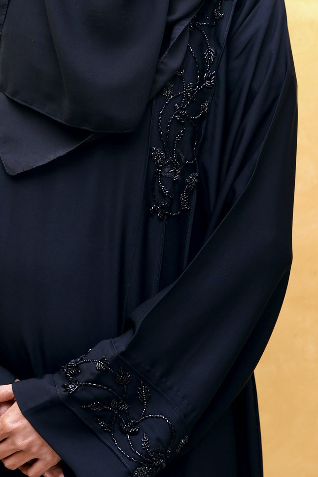 Black Hand‑Embroidered Sleeve & Side Panel Abaya