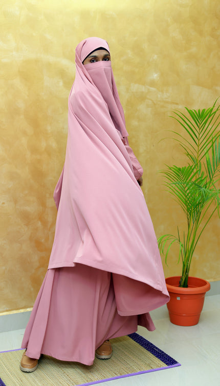 Blush Tranquility – Powder Pink Umrah Prayer 3-Piece Set | Flowing Khimar with Sleeves, Pocket Skirt & Niqab | Soft Korean Nida & Chiffon