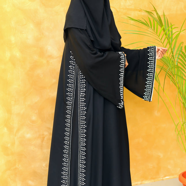 Umbrella-Sleeve Crystal Abaya with Cutdhana | Royal Luxury Nida