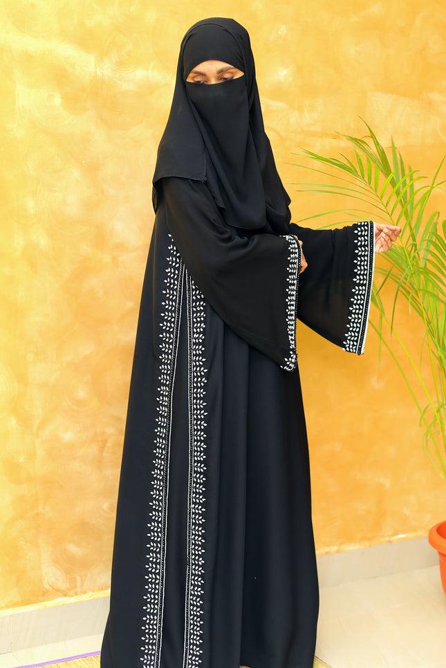 Umbrella-Sleeve Crystal Abaya with Cutdhana | Royal Luxury Nida