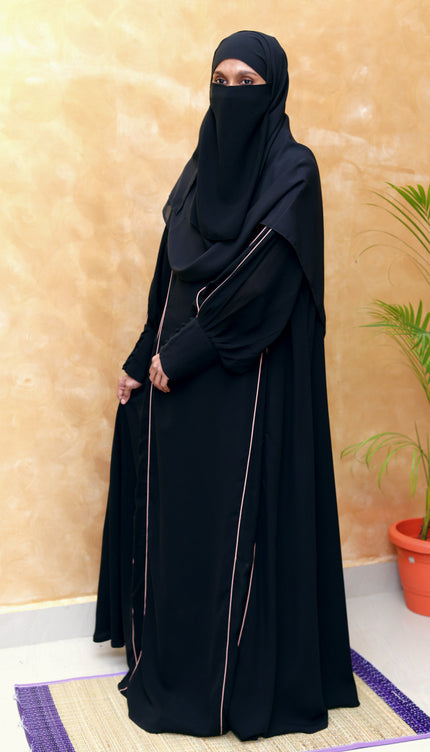 Front‑Slit Sleeve Detail Abaya